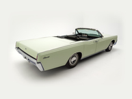 The Classic Motor Company - 1967 Lincoln Continental 7Y86G806920 - Cameo Green - Studio